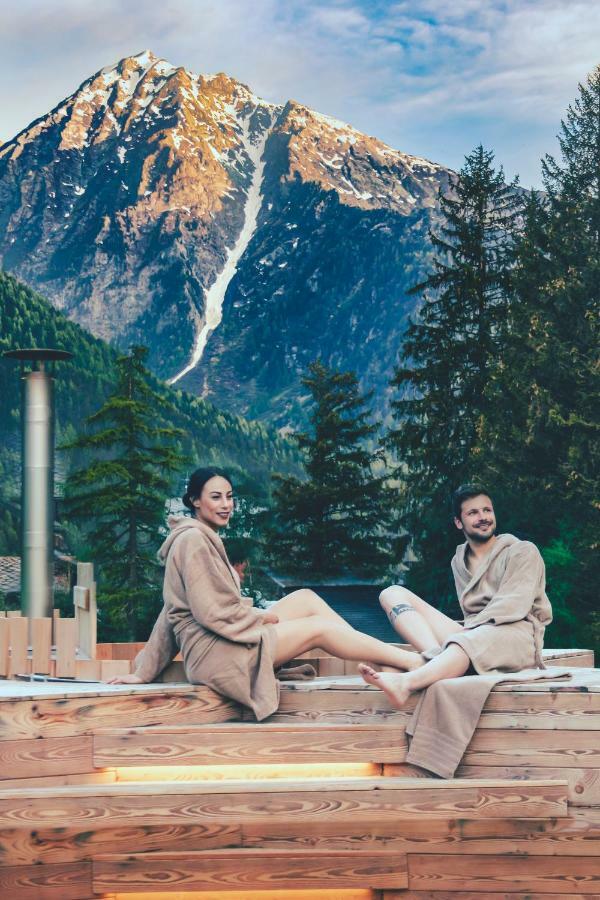 Hotel Aethos Monterosa Champoluc Esterno foto